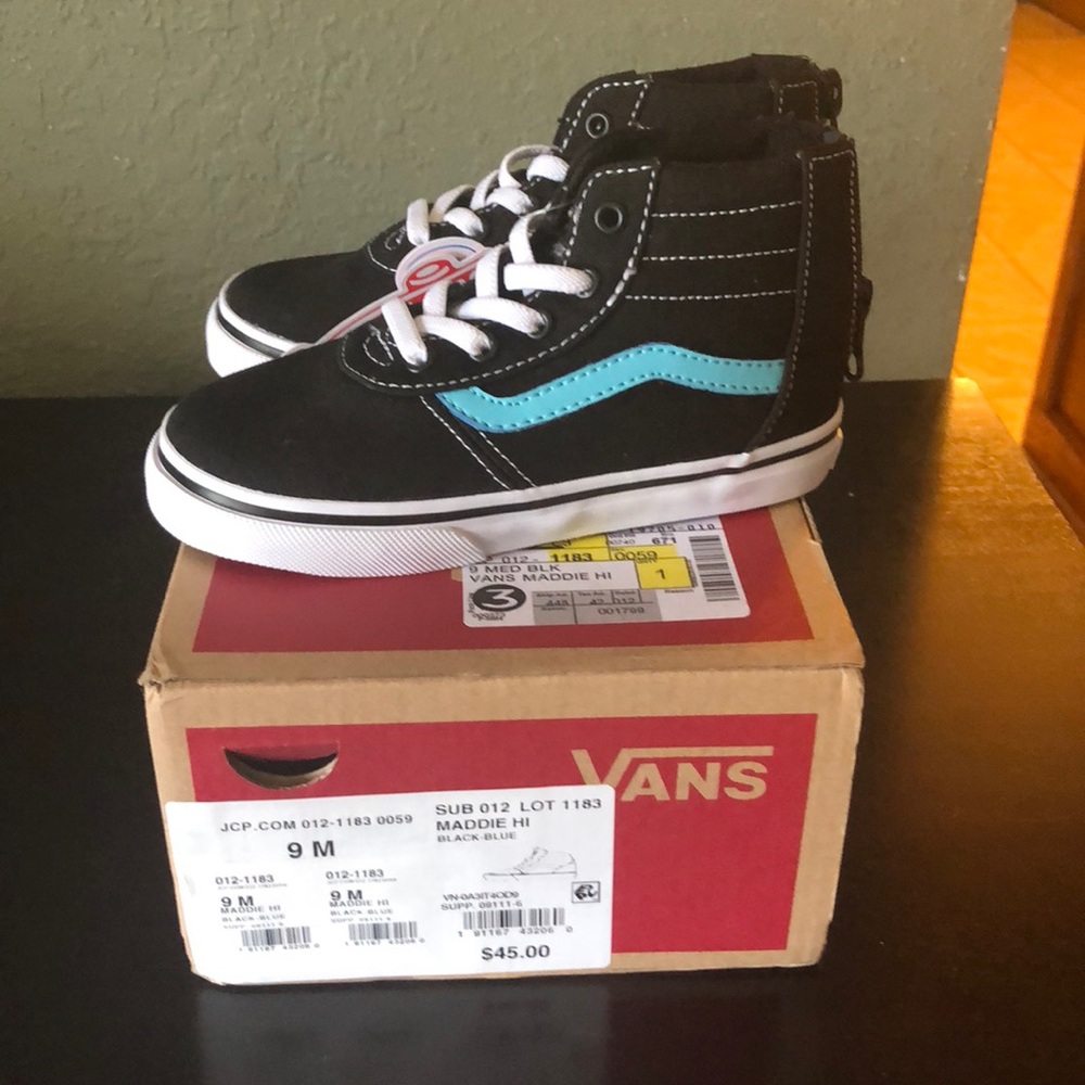 Vans new 2 pairs